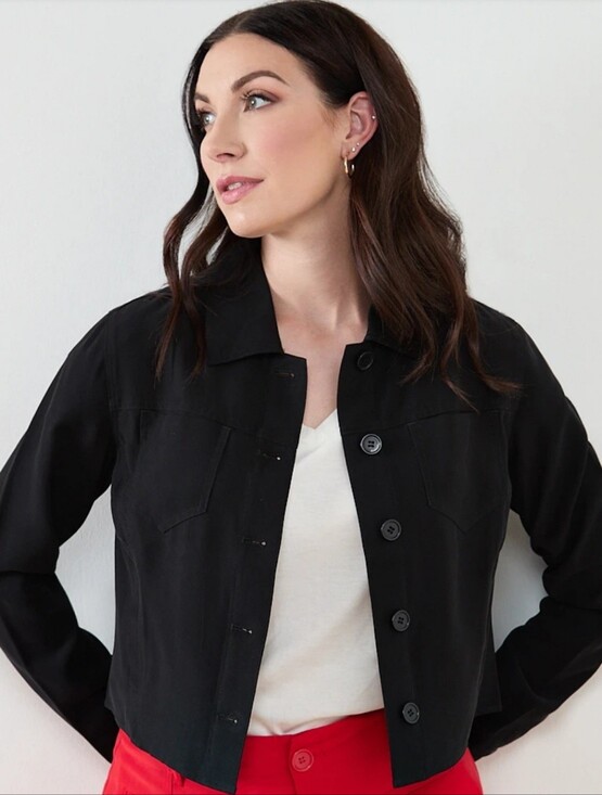 cleo Jackets & Blazers - Cleo Black Cropped Button-Front Jean Jacket.Strech Size Medium